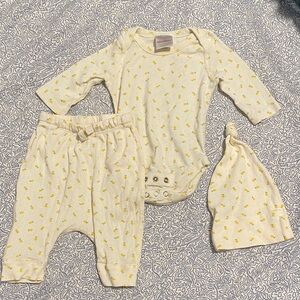 Hanna Andersson sweet lemon pointelle outfit